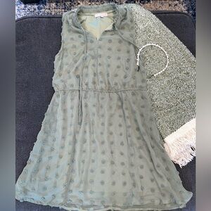XL Wood Green Inspired Hearts Dress- New W/out tag